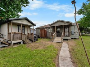 1005 Majestic Street, Houston TX 77020
