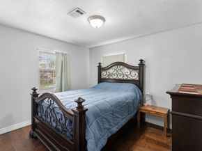1005 Majestic Street, Houston TX 77020