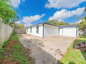 5718 Cherry, Houston TX 77026