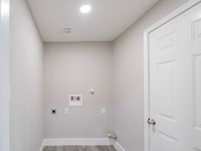 5718 Cherry, Houston TX 77026