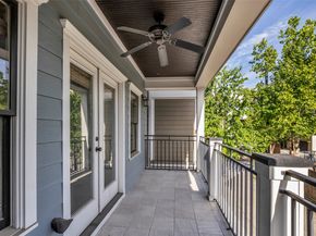 236 E Woodland Street, Houston TX 77009