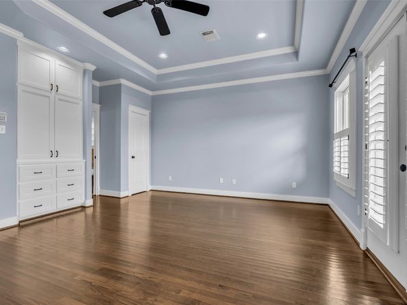 236 E Woodland Street, Houston TX 77009