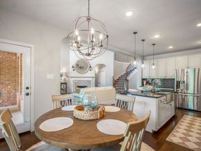 7 E Wading Pond Circle, The Woodlands TX 77375