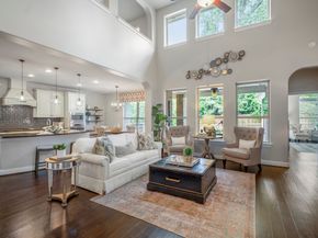 7 E Wading Pond Circle, The Woodlands TX 77375
