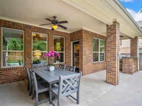 7 E Wading Pond Circle, The Woodlands TX 77375