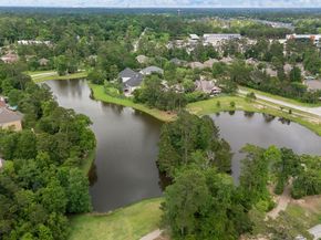 7 E Wading Pond Circle, The Woodlands TX 77375