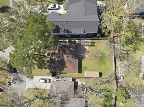 2210 Wakefield Drive, Houston TX 77018