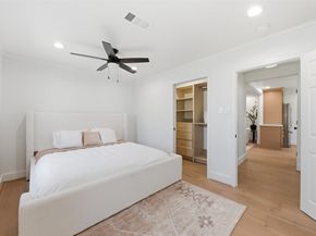 2210 Wakefield Drive, Houston TX 77018