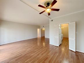 2400 N Braeswood Boulevard 329, Houston TX 77030