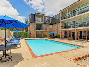 2400 N Braeswood Boulevard 329, Houston TX 77030