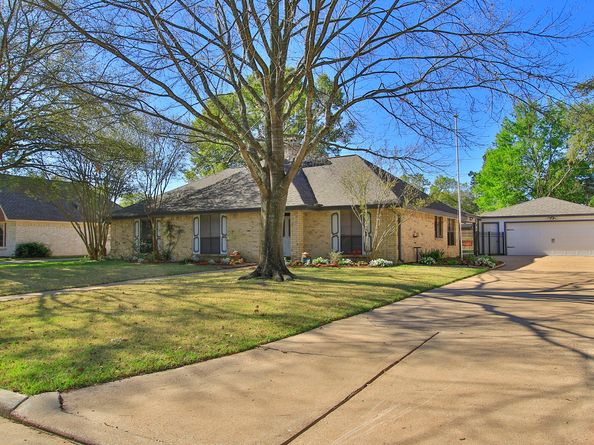 15835 Mesa Gardens Drive, Houston TX 77095