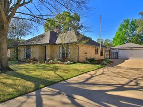 15835 Mesa Gardens Drive, Houston TX 77095