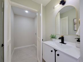17502 Glenmark Drive, Houston TX 77084