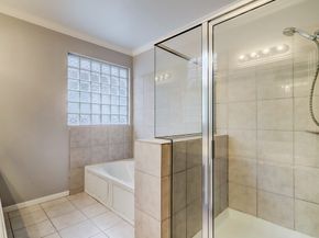 2211 Roy Street B, Houston TX 77007