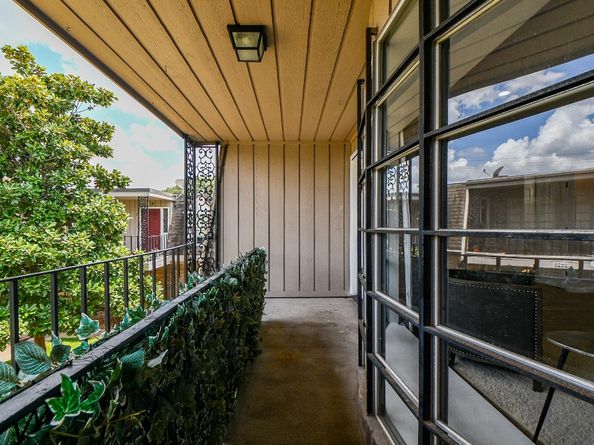 2619 Marilee Lane 2, Houston TX 77057