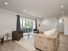 2619 Marilee Lane 2, Houston TX 77057