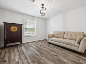 5474 Imogene Street, Houston TX 77096
