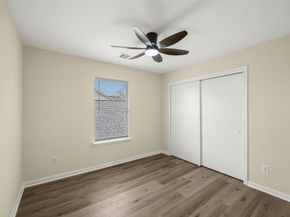 13226 Ridgewood Knoll Lane, Houston TX 77047