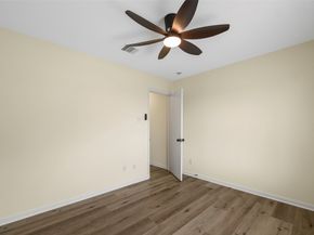 13226 Ridgewood Knoll Lane, Houston TX 77047