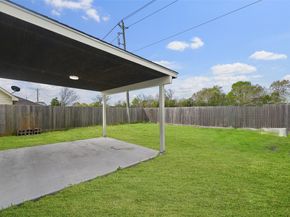 13226 Ridgewood Knoll Lane, Houston TX 77047