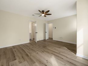 13226 Ridgewood Knoll Lane, Houston TX 77047