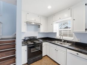 7301 Avenue K, Houston TX 77011