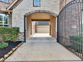 5330 Briarwick Meadow Lane, Sugar Land TX 77479