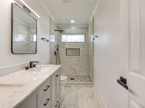 6027 Kenilwood Drive, Houston TX 77033