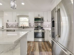 6027 Kenilwood Drive, Houston TX 77033