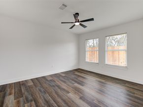 6027 Kenilwood Drive, Houston TX 77033