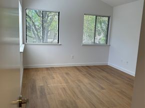 11703 Lakeside Place Drive 229, Houston TX 77077