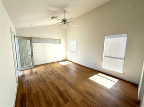 11703 Lakeside Place Drive 229, Houston TX 77077