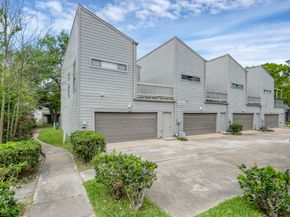 11703 Lakeside Place Drive 229, Houston TX 77077