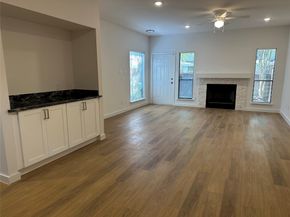 11703 Lakeside Place Drive 229, Houston TX 77077