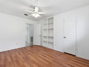 9211 Benning Drive, Houston TX 77031