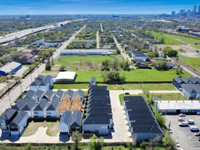 3010 Jensen Springs Lane, Houston TX 77026