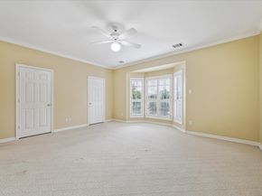 2 S Briar Hollow Lane 2, Houston TX 77027