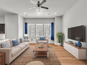 144 Knightsbridge Park Lane, Houston TX 77018