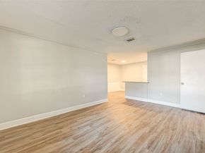 5102 Lyndhurst Drive, Houston TX 77033