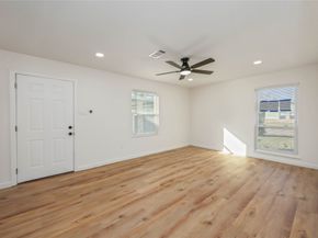 5942 Ridgeway Drive, Houston TX 77033