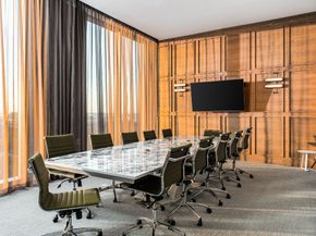 1711 Allen Parkway 1905, Houston TX 77019