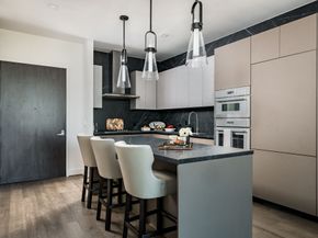 1711 Allen Parkway 1905, Houston TX 77019