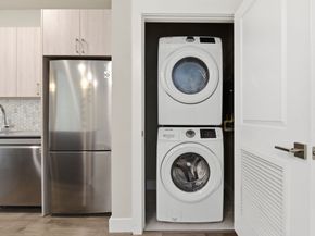 4819 Caroline Street 103, Houston TX 77004