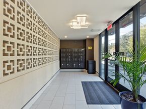 4819 Caroline Street 103, Houston TX 77004