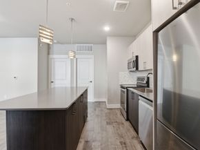 4819 Caroline Street 103, Houston TX 77004