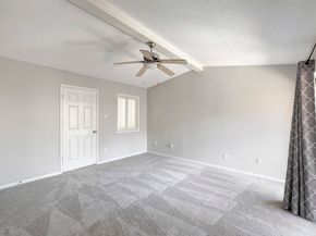 7350 Kirby 24, Houston TX 77030