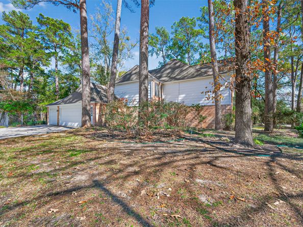 11410 Rothglen Street, Houston TX 77070