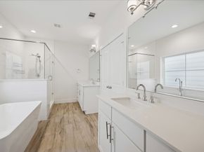 414 N Live Oak Street A, Houston TX 77003