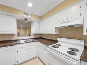 5207 Arboles Drive, Houston TX 77035