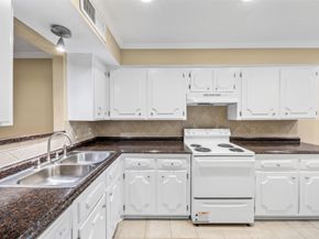 5207 Arboles Drive, Houston TX 77035